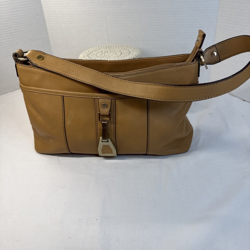 Etienne Aigner Light Brown Smooth Leather Handbag Purse Multi Pockets